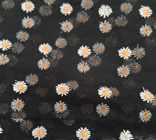 Black Daisy Mesh - Headwrap